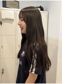 ミニウルフホワイトグレージュレイヤーカット大人ショート美髪
