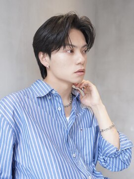 ニコ トウキョウ ヨコハマ(nico) 毛流れセンターパートニュアンスパーマカルマヘアメンズパーマ