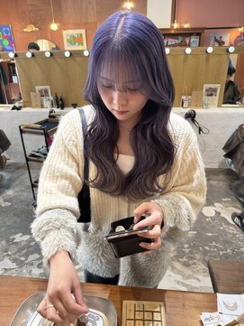 チャプター 問屋町(chapter) ケアブリーチアッシュラベンダーグレー顔まわりレイヤーカット