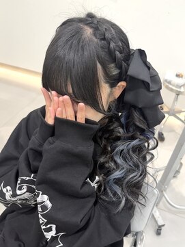 アールプラスヘアサロン(ar+ hair salon) 【新宿駅/新宿三丁目/ヘアセット/サイドポニー/推し活ヘア】