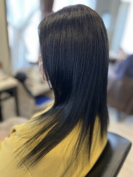 コア フィール ア デイ(COIFFURE A DAY) 【艶髪ロング】M3Dクーポンでお得