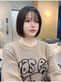 大人ガーリーダークアッシュミディアムレイヤーカット髪質改善