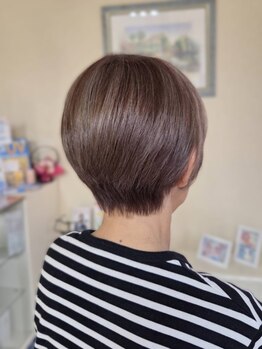 ラピス(Lapis)の写真/時間が経っても形の崩れにくいカットをご提案◎丁寧なカウンセリングでお客様の魅力を最大限に引き出します