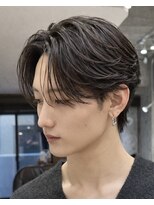 ポーチバイハニー オモテサンドウ(PORCH by HONEY omotesando)&nbsp;横浜/フェザーパーマ/センターパート/ナチュラルヘア/韓国