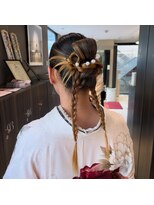 アース エレガンス 吉祥寺店(EARTH Elegance)&nbsp;インナーカラーを活かした洗練編み込み