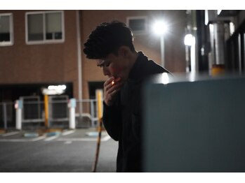 ワンワンオー バーバーショップ 博多店(@110 BARBER SHOP)の写真/【博多駅徒歩8分/平日21時まで】多忙なスケジュールに合わせて通える。極上空間で仕事の疲れをリセット