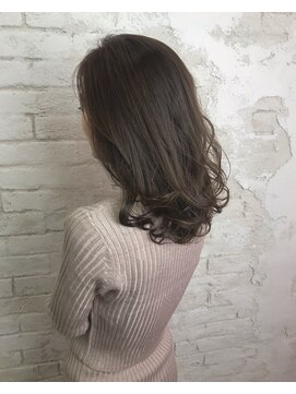 プライズ アイリス 池袋東口店(prize Iris) イルミナカラーフォレスト/カーキグレージュ【池袋】