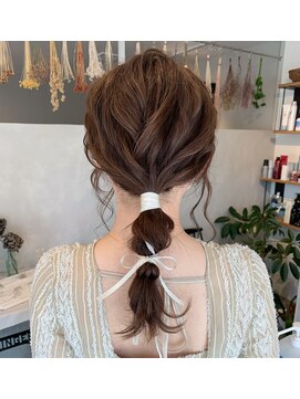 バレッタ(barretta) ポニーテールアレンジ