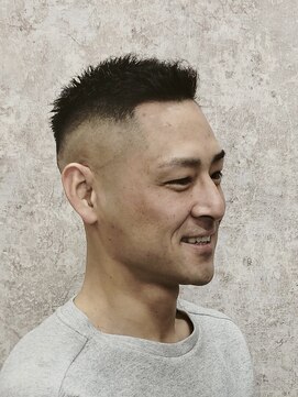 ヘアサロン シュウ 【戸田公園5分/メンズバーバー】ベリーショート×スキンフェード