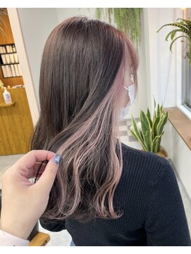 インナーカラーピンク イヤリングカラーピンクグラデーション L ディードットログ 谷町6丁目店 D Log のヘアカタログ ホットペッパービューティー