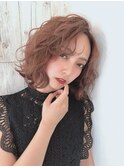 ゆるふわパーマ風切りっぱなしボブ