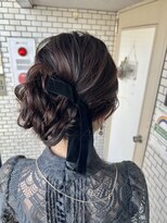 アップスタイル　ヘアセット　お呼ばれヘア