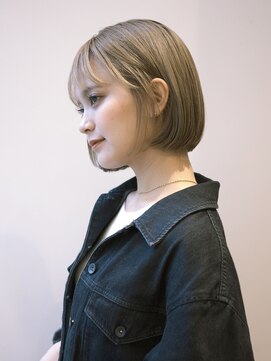ビュートリアム ギンザ(BEAUTRIUM) ころんとまとまるハイトーンボブ〔銀座/ボブ/ショートボブ〕