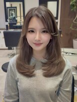 ビューネオ(VIEW NEO)&nbsp;アッシュベージュ/顔まわり/似合わせカット /谷町四丁目