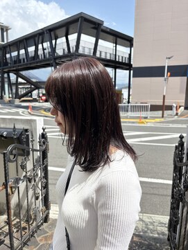 ロゴライフアットガーデン(logo life at garden) 顔まわりレイヤーで垢抜け美人に小顔見せも叶える似合わせカット