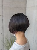 秋冬オススメ！20代30代刈り上げショートボブ
