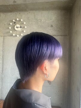 ハイトーンダブルカラー艶感ヴァイオレットメンズカット