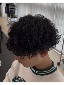 シャドウパーマ