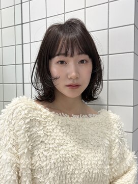 ソト 銀座(soto.) ミディアムレイヤーカット/大人ガーリー/ダークアッシュ/銀座