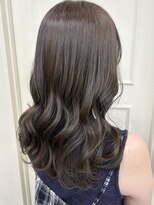 イルウィ(irwi)&nbsp;【アッシュベージュ／巻き髪】