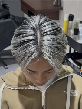 クール 大和八木駅前店(Coeur) 奈良/橿原/大和八木/メンズシルバーバレイヤージュ