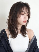 トリッカ シブヤ(TRICCA SHIBUYA)&nbsp;ミディアムレイヤー/くびれヘア/ブラウンベージュ/透明感カラー