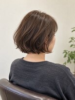 aptas 青山/表参道 白髪染め/白髪ぼかしハイライト/ボリュームアップエクステ&nbsp;表参道/青山/毛先に動きのあるブラウンボブ