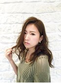 揺れる外国人風エレガントスタイル