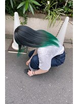 ヘアー アレス(hair ales)&nbsp;グラデーションカラー、前髪インナーカラー