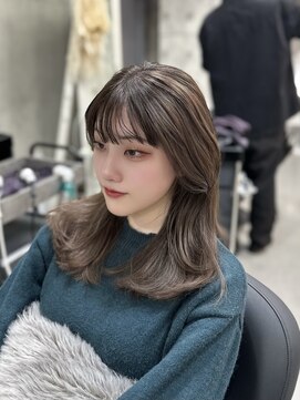 ジィルム(XELM) ミルクティーアッシュ【高崎】