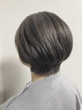 カミコーゼット グレイ(kamiko-Z Gray) 【炭酸シャンプー付き】カット＋イルミナカラー