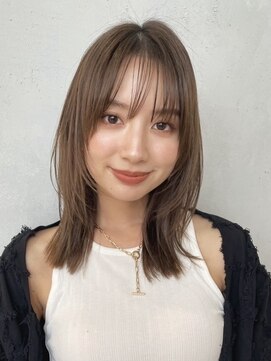 ノイ(noi) 顔周りレイヤーカットグレージュカラーくびれボブベージュカラー