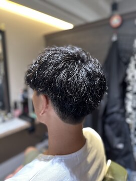 エクファフォーメン(EX-FA FOR MEN) ベリーショート/ダークアッシュ/ニュアンスパーマ/韓国マッシュ