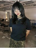 海外　レイヤーカット　ミディアム　黒髪　【HINA】