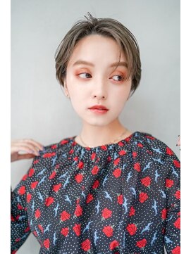 ギークス(GEEKS) 【GEEKS渋谷】クールショート/スモーキーアッシュ/冬カラー/小顔