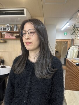 リラ バイ クオーレ(LIRA by CUORE) アッシュグレージュ○