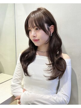 グロー 大宮(GLROW) □ 韓国大宮顔周りレイヤーカットハッシュカットワンホンヘア