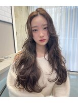 リリー(Lilley)&nbsp;くすみベージュ×姫カットレイヤー×韓国風巻き【ayana】