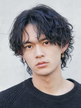 レタッチ バイ フィフス 天神大名(RETOUCH by fifth) 天神波巻きパーマツイストスパイラルパーマセンターパートウルフ