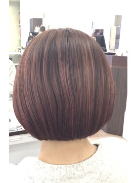 バンファミリー 北四ツ居店(Van family) ショートボブ