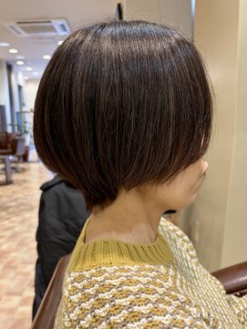 アイニ 河内小阪店(aini) 白髪ぼかしカラー白髪ぼかしハイライト大人ショート30、40、50代