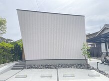 シマダの雰囲気（迫力満点◎特徴ある外壁がお迎えいたします。）