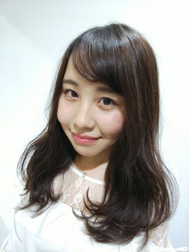 ヘアーアティレ(HAIR attirer) キュート&フェミニン ルーズパーマ