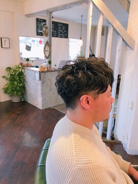 リンネ ヘアサロン(linne hairsalon) メンズショートパーマスタイル