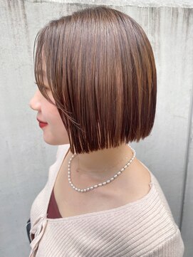 ヴォイス(VOICE) パツッとラインが可愛い切りっぱなしミニボブ