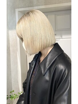 ゼスト クレス(ZEST Cres) 【立川CRESまなと】ブロンドカラー×タッセルボブ