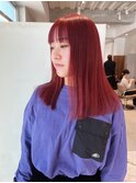 <森千晶>モードカジュアルなワンレンロングにチェリーレッド