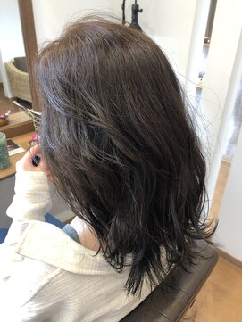 ユイマール(YUIMARL) アッシュカラー