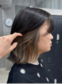インナーカラーグレージュ切りっぱなしボブ