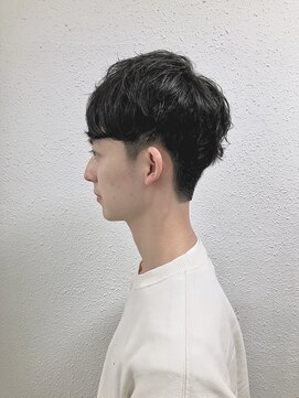 ジェナ(Jena) シャドウパーマ